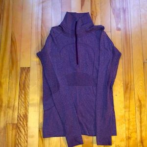 Size 8 Lululemon quarter zip shirt Run Swiftly
